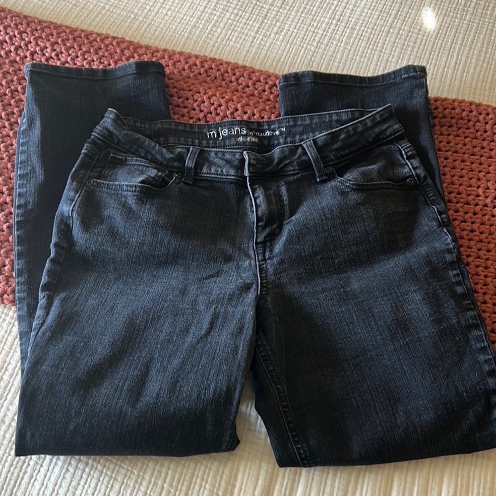 Maurice’s mid-rise size 12 short bootcut jeans